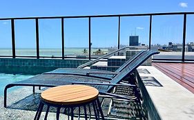 Hyde Park Loft - By Living